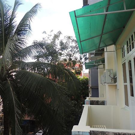 Lotus Bed & Breakfast Yangon Exterior photo